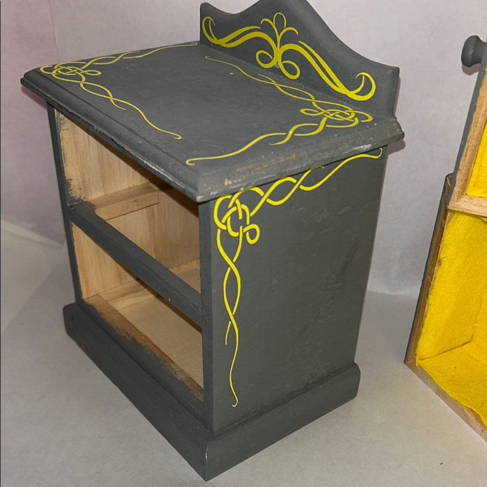 Hand-Made/Painted Gray Jewelry Box/Dollhouse 2 Drawer Dresser w/Neon Yellow Dsgn - Picture 8 of 16